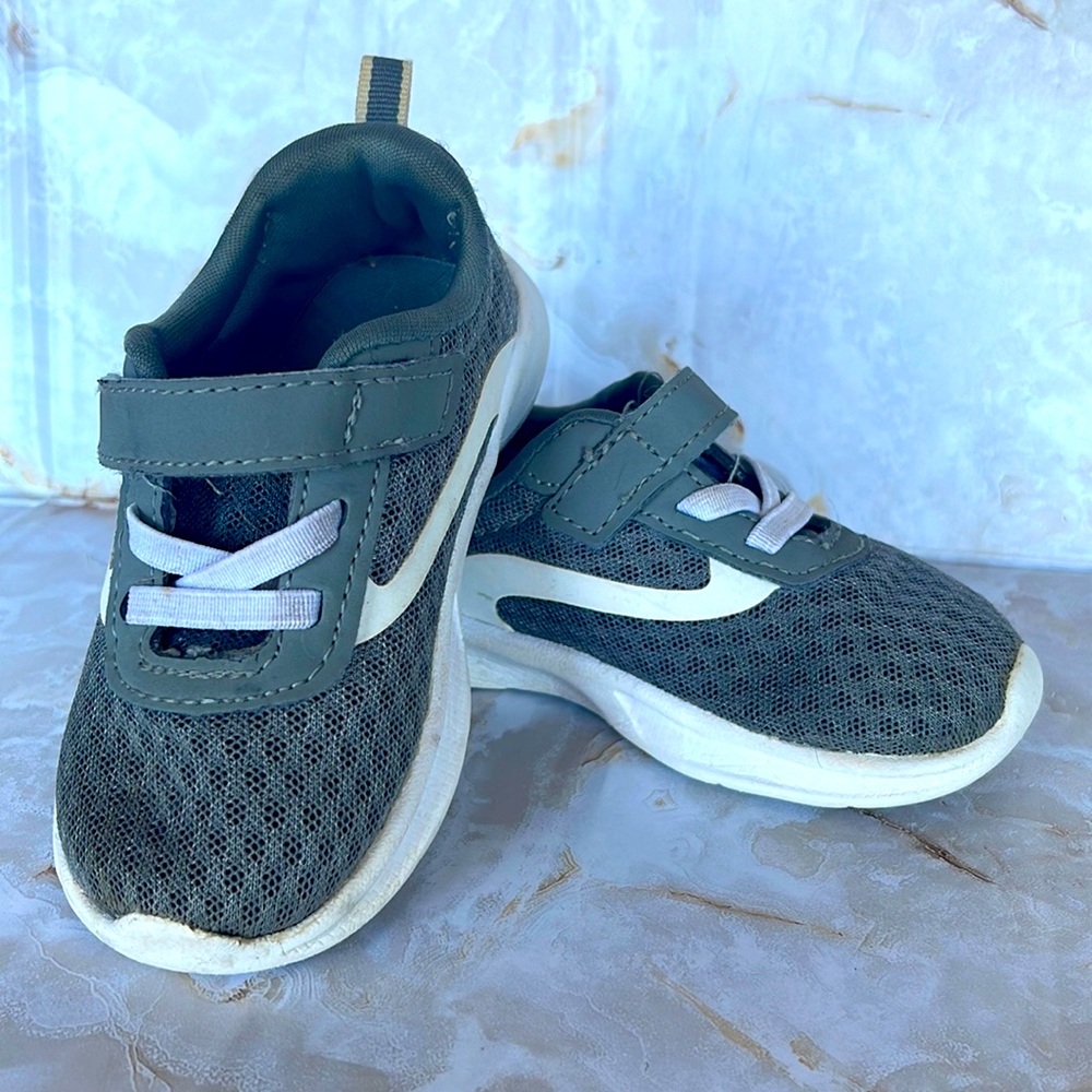 Grey size 6 toddler boy sneakers